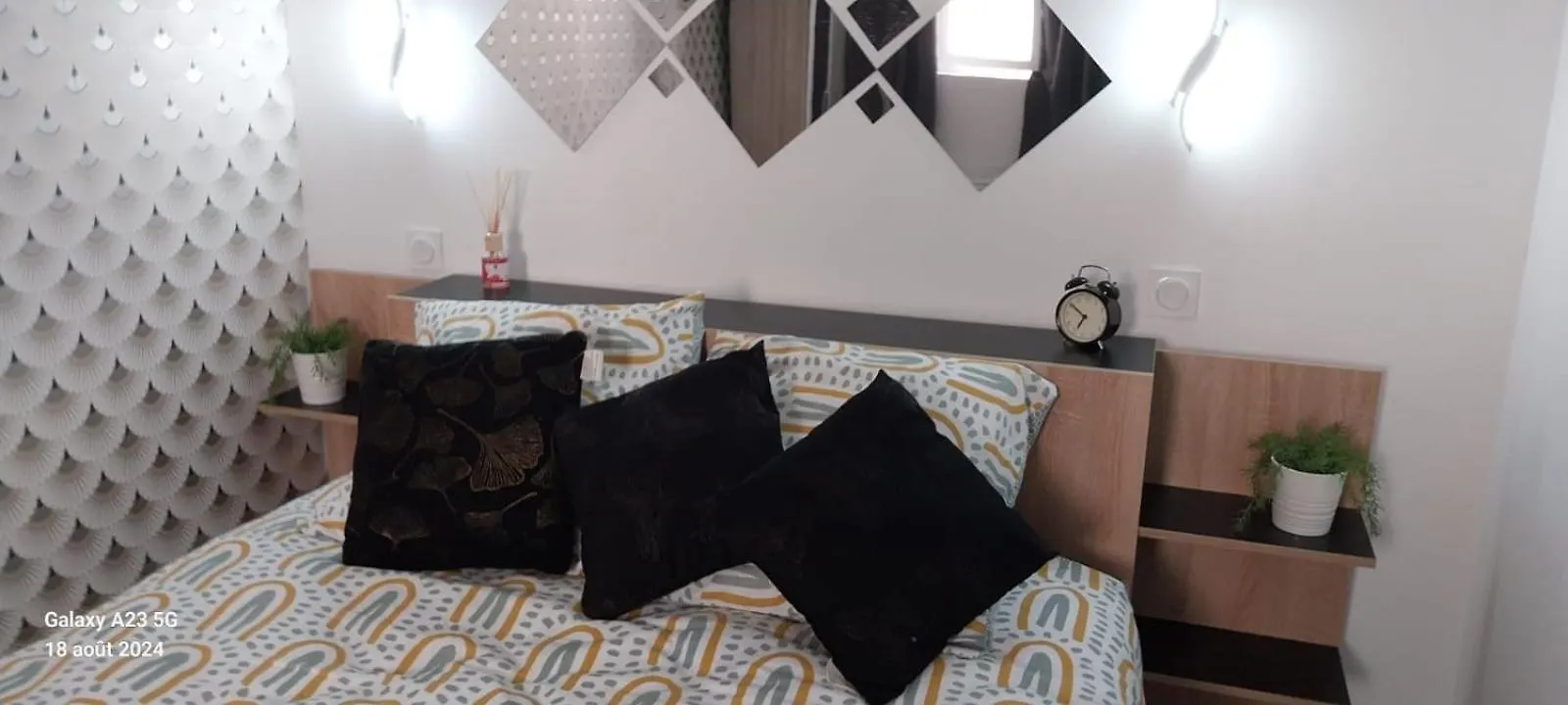 Cosy T2 Au Centre Historique De La Ville Toulon 0*,